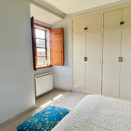 Casa Bidueiros * Naron (A Coruna)